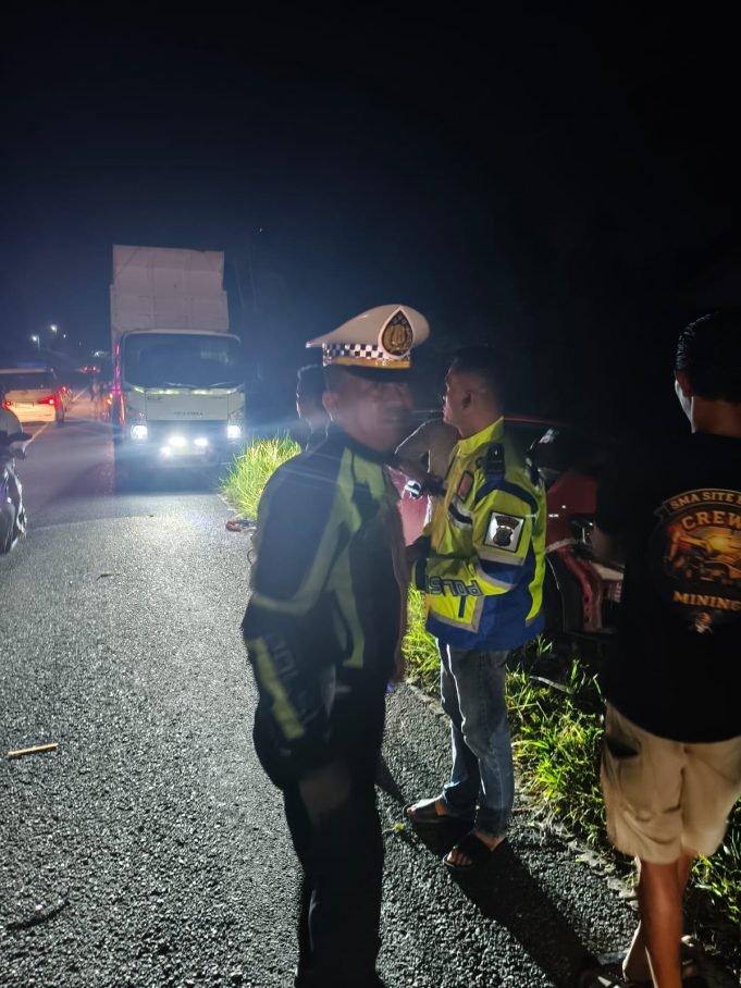 Gerak Cepat Satlantas Kotamobagu Respon Laporan Warga, Korban Laka Lantas Dievakuasi