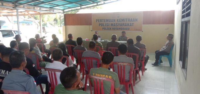 Solid Jaga Kamtibmas Jelang Ramadhan! Polsek Kotamobagu dan Linmas Pererat Kemitraan