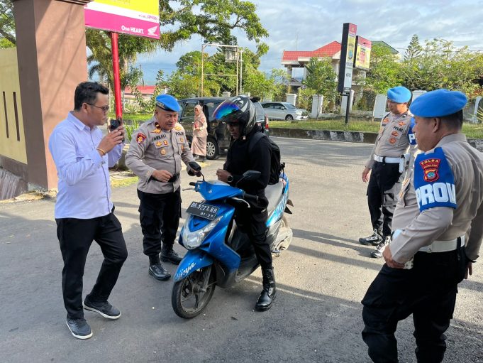 Propam Polres Kotamobagu Gelar Ops Gaktibplin, Tegakkan Disiplin Kelengkapan Kendaraan Personel