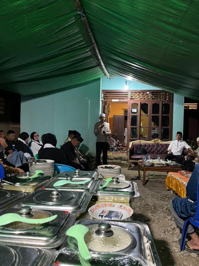 Hadir di Tengah Duka, Da’i Polri Polres Kotamobagu Tebarkan Pesan Kerukunan dan Kesabaran di Desa Mopusi