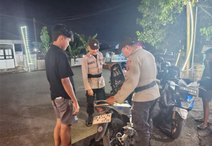 Sasar Desa dan Kelurahan, Personel Polsek Kotamobagu Utara ‘Hujani’ Wilayah dengan Patroli Preventif
