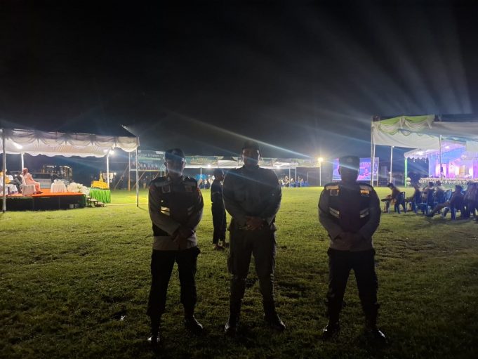 Kawal Malam Penutupan MTQ ke-X, Polsubsektor Kotamobagu Selatan Berikan Imbauan Kamtibmas di Lapangan Aruman