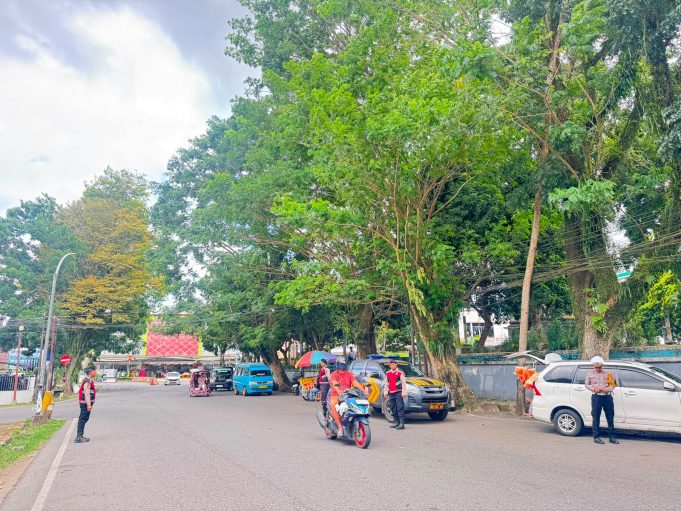 Cegah Gangguan Kamtibmas, Tim Pantera Presisi Sat Samapta Polres Kotamobagu Laksanakan Patroli dan Pengaturan Arus Lalu Lintas