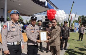 Usai Upacara 1 Juli, Semangat Bhayangkara Berlanjut: Pemenang Lomba dan Warga Berdedikasi Terima Apresiasi