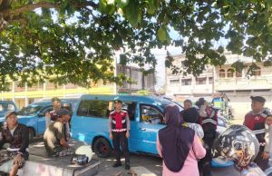 Sasar Sopir Angkutan, Tim Pantera Presisi Titip Pesan Kamtibmas di Terminal Serasi