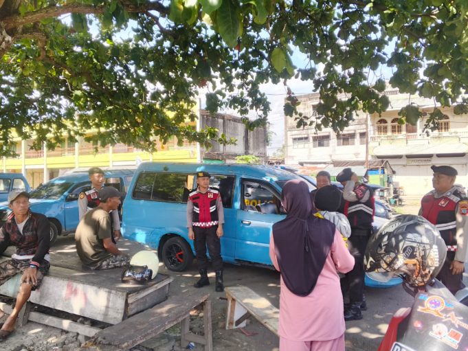 Sasar Sopir Angkutan, Tim Pantera Presisi Titip Pesan Kamtibmas di Terminal Serasi