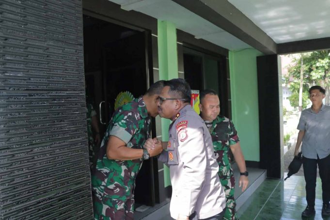 Perkuat Sinergi TNI–Polri, Kapolres Kotamobagu Sambangi Makodim 1303/Bolmong