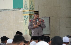 Gelar Jumat Keliling di Masjid Al-Munawar, Kapolres Kotamobagu Tegaskan Hadirnya Polri Tanpa Jarak