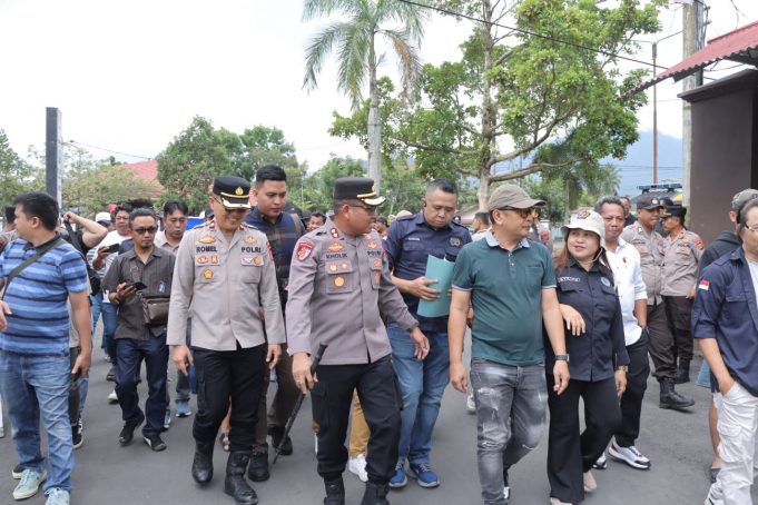 Kawal Aksi Damai PWI Kotamobagu, Kapolres AKBP Abdul Kholik Sambut Aspirasi Insan Pers Lewat Dialog Sejuk