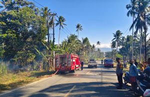 Tanggap Darurat, Aksi Cepat Polsek Lolayan Polres Kotamobagu dan Damkar Padamkan Kebakaran Lahan Seluas 1 Hektar