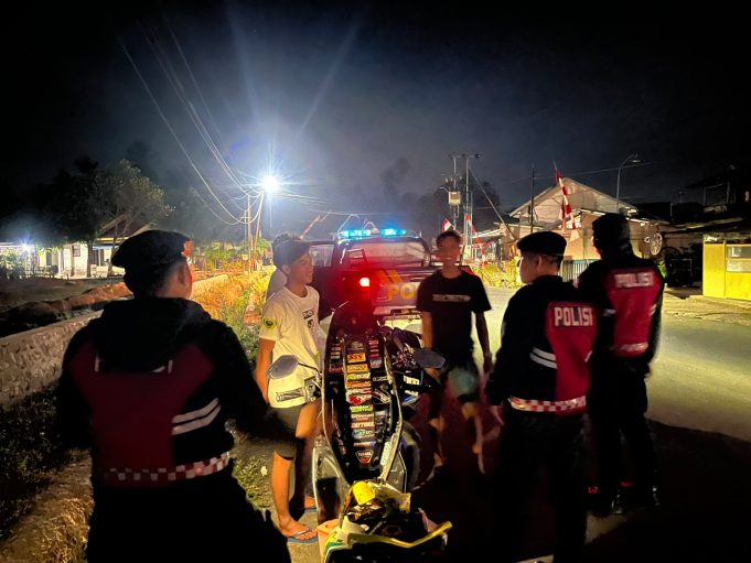 Pastikan Situasi Kamtibmas Aman, Tim Pantera Presisi Intensifkan Patroli di Desa Tabang