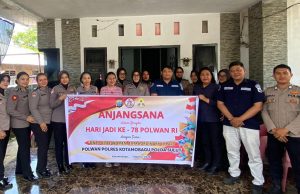 Wujud Kepedulian, Polwan Polres Kotamobagu Gelar Bakti Kesehatan Anjangsana Peringati HUT Polwan ke-78