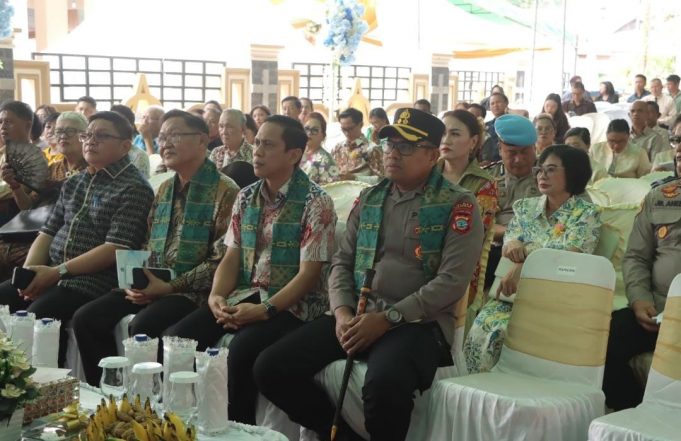 Merawat Kerukunan dalam Keberagaman, Kapolres Kotamobagu Hadiri Peresmian Gereja Dayanan