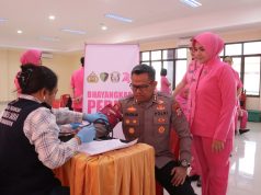 Setetes Darah untuk Kemanusiaan: Bhayangkari Cabang Kotamobagu Gelar Donor Darah Peringati HKGB ke-74