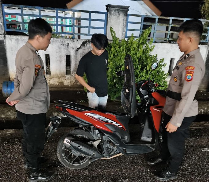 POLSEK KOTAMOBAGU UTARA GENCARKAN KRYD, PASTIKAN SITUASI KAMTIBMAS TETAP KONDUSIF